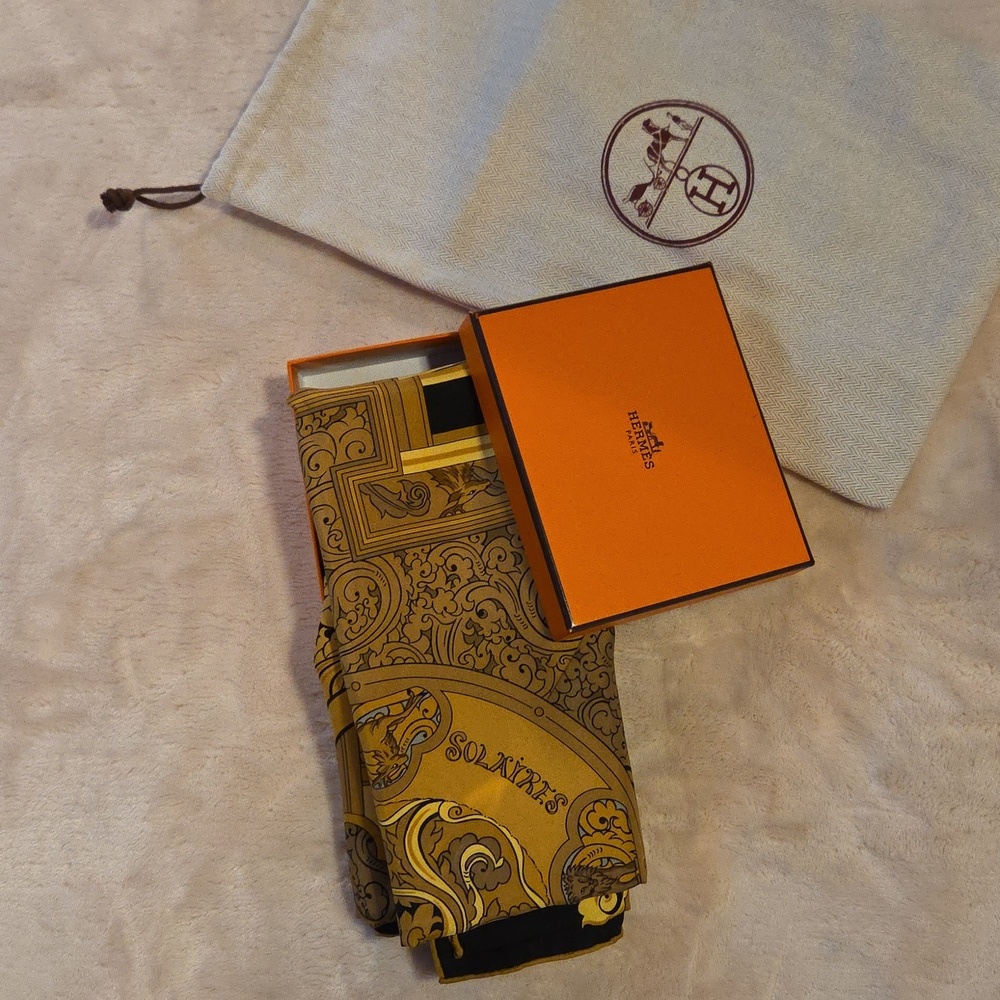 Hermes Elegant Black and Gold Scarf 100% Silk - Picture 6 of 7